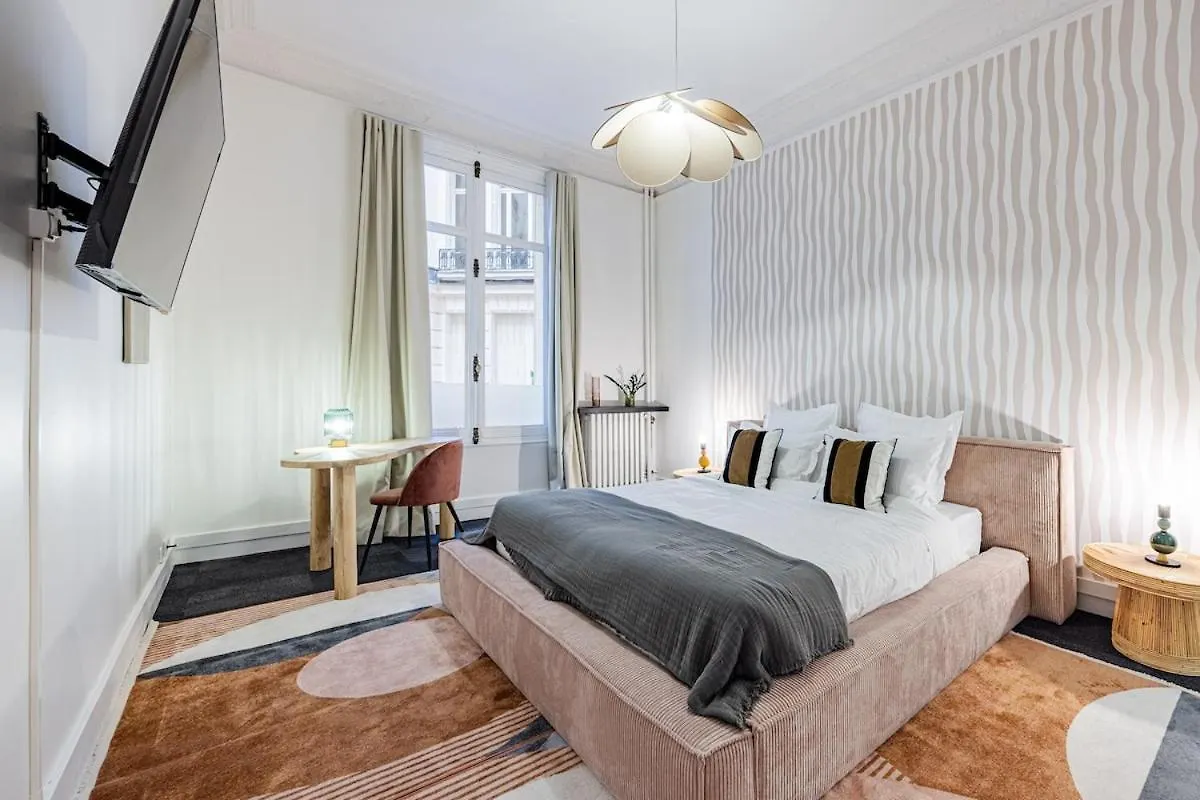 Amazing Apartment 4Bedrooms Champs Elysees Ac Paryż