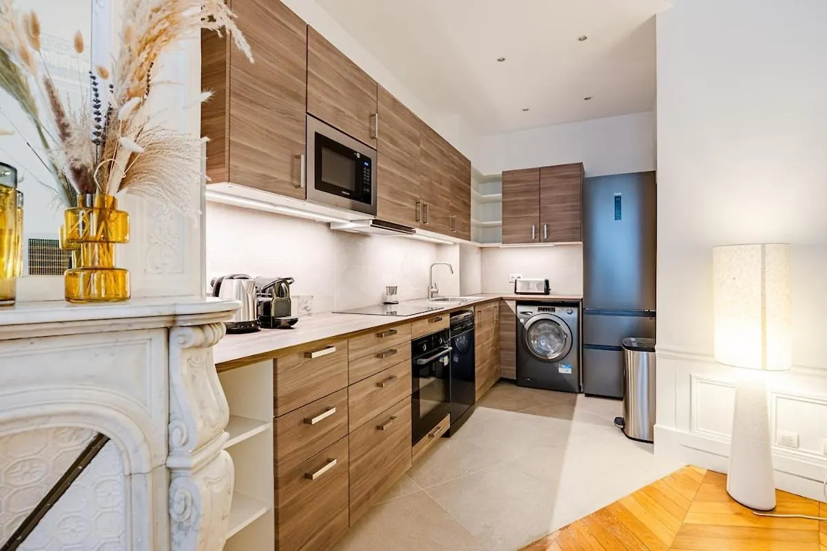 Amazing Apartment 4Bedrooms Champs Elysees Ac Paryż